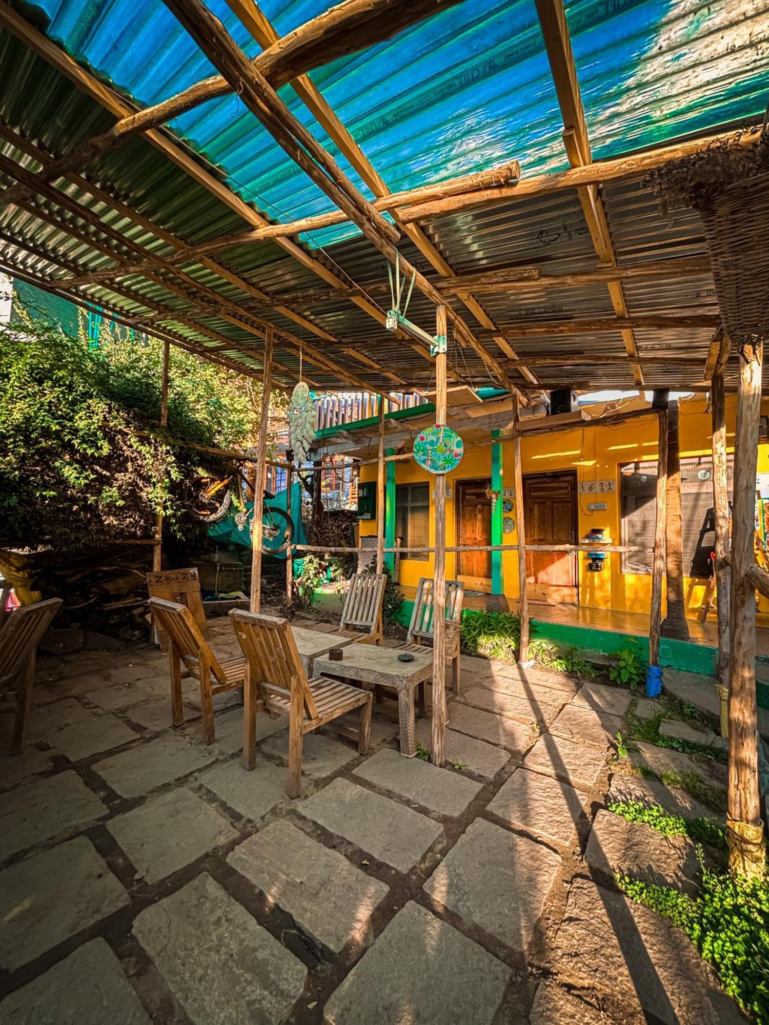 Yaarana Stay & Cafe, Vashisht, Manali Kültér fotó